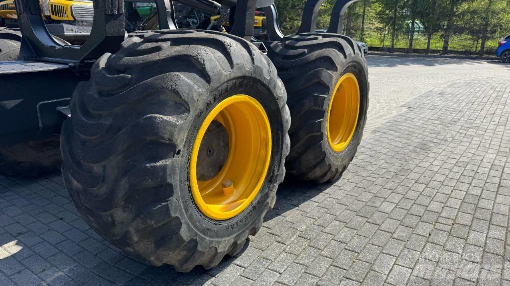 Ponsse Buffalo Vyvážecí traktory