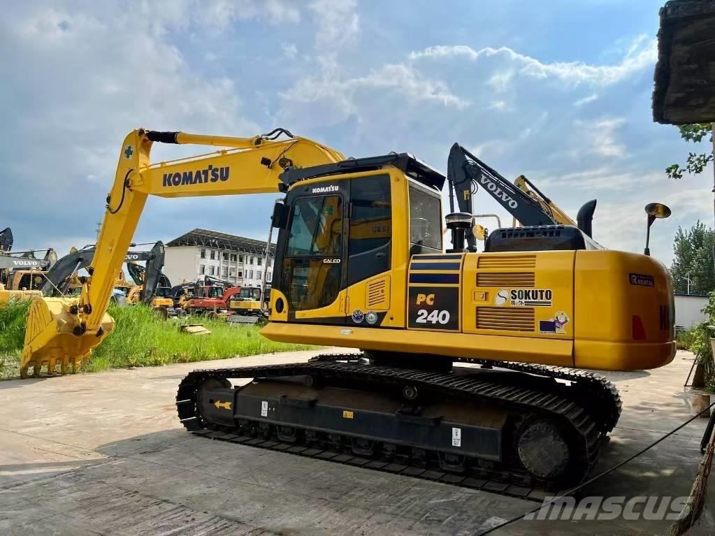 Komatsu PC 240 Pásová rýpadla