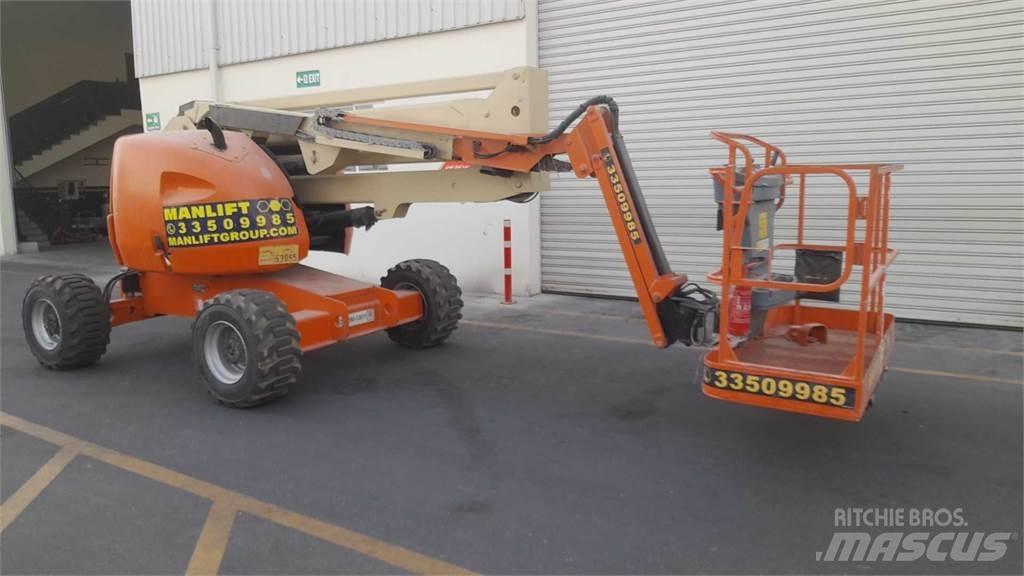 JLG 450AJSII Kloubové plošiny