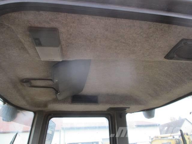 Volvo L 30 B Kolové nakladače