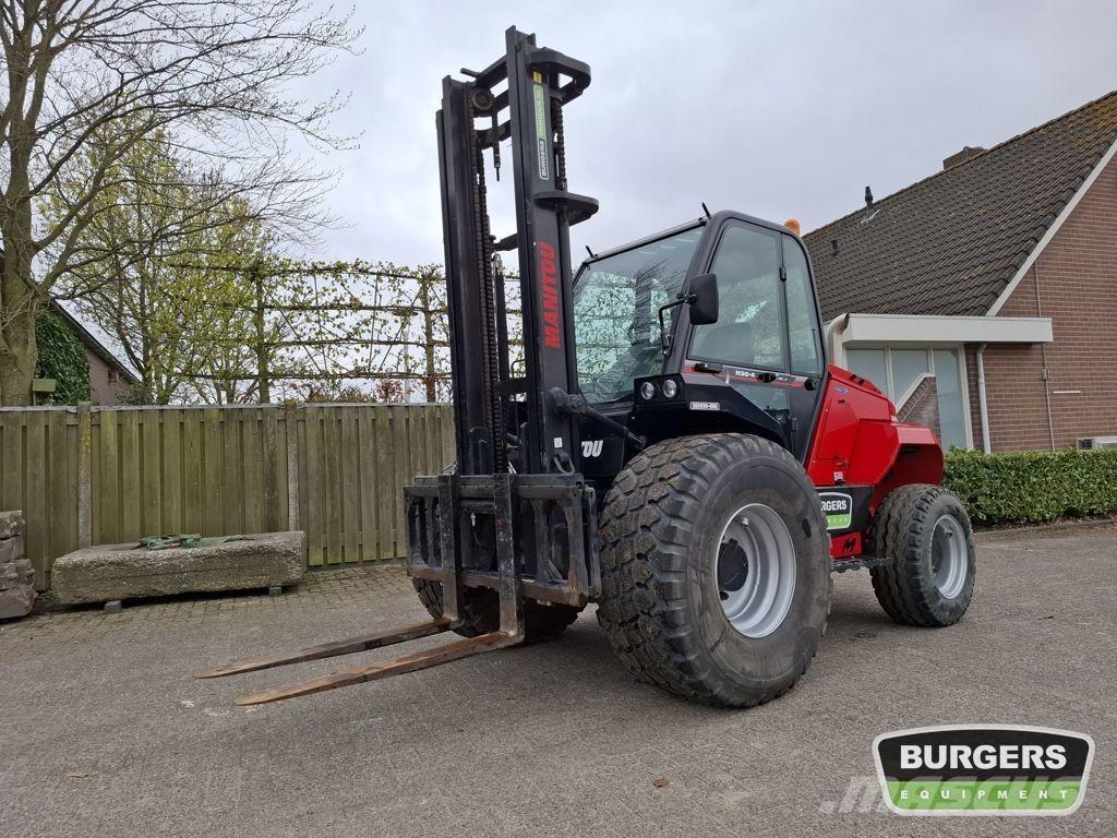 Manitou M30-4 Terénní vysokozdvižné vozíky