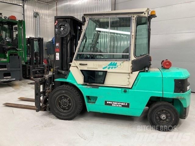 Mitsubishi FD40 Dieselové vozíky