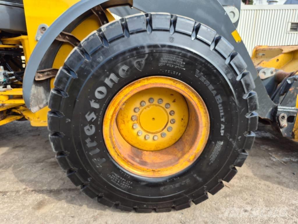 John Deere 544 K Kolové nakladače