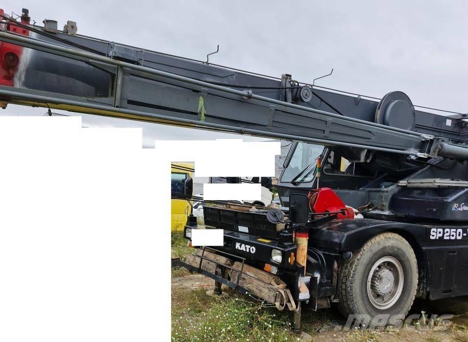 Kato KR 25 H V-2 Jeřáby pro těžký terén