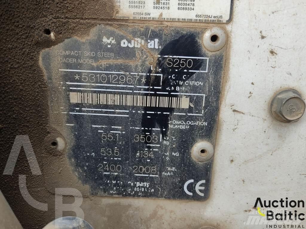 Bobcat S 250 Smykem řízené nakladače
