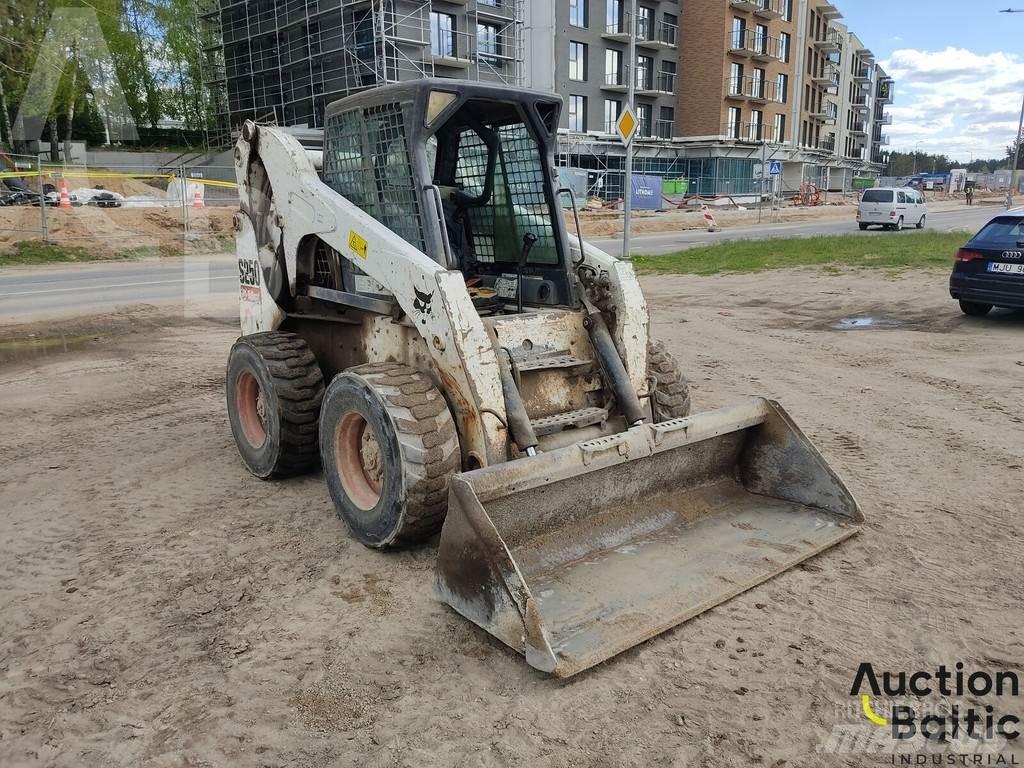 Bobcat S 250 Smykem řízené nakladače