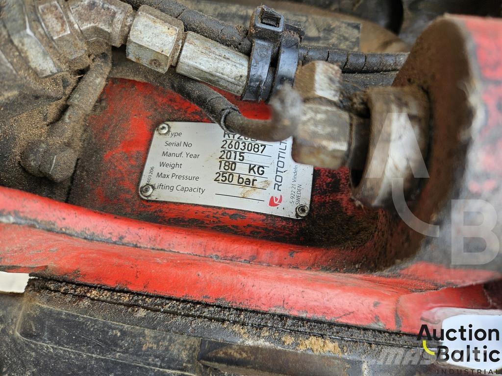 CAT 305.5E2CR Mini rýpadla < 7t