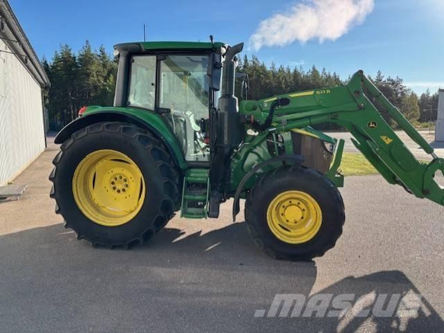 John Deere 6120 M Traktory