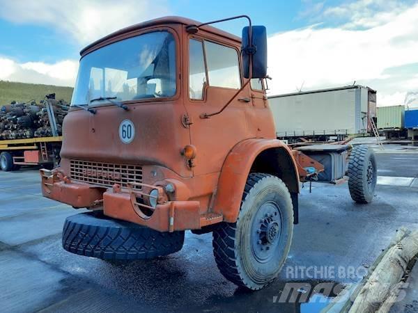 Bedford MJP2 4X4 Nákladní vozidlo bez nástavby