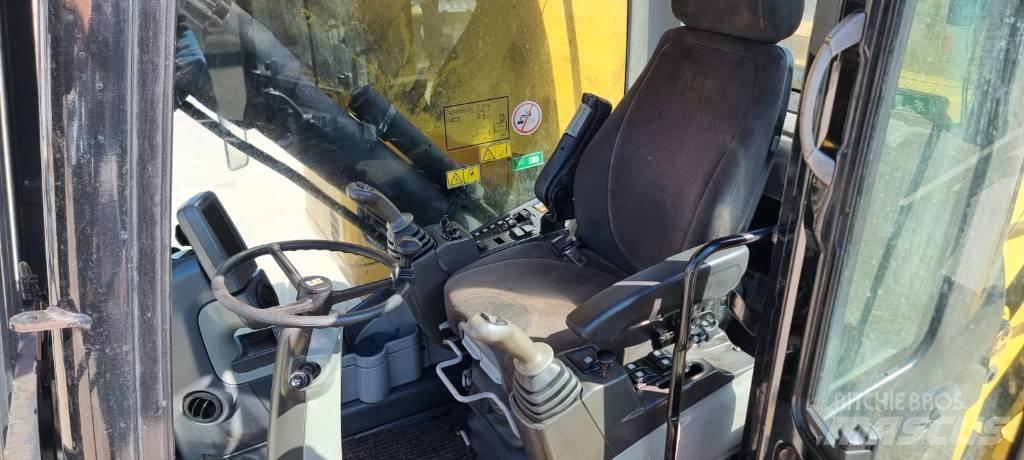 CAT M 325 D MLH Stroje pro manipulaci s odpadem