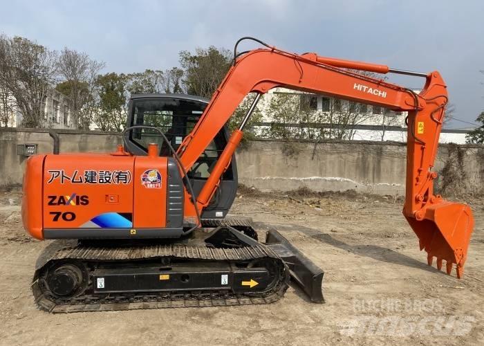 Hitachi ZX 70 Pásová rýpadla
