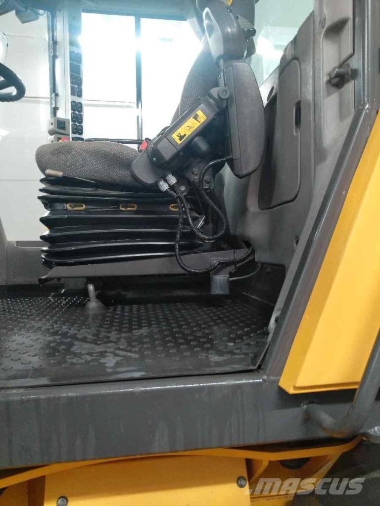 Volvo L 70 H Kolové nakladače