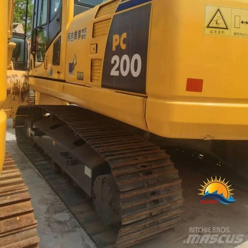 Komatsu PC 200 Pásová rýpadla