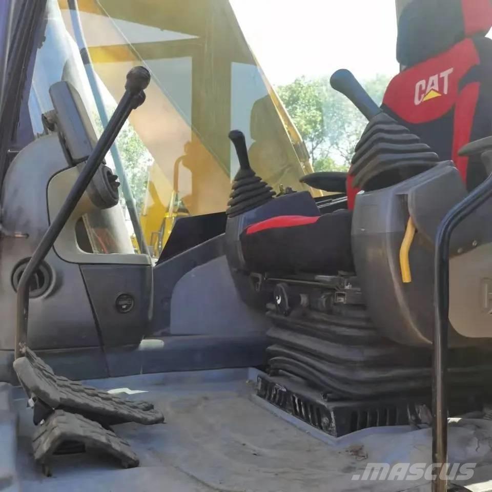 CAT 320 D L Midi rýpadla 7t - 12t