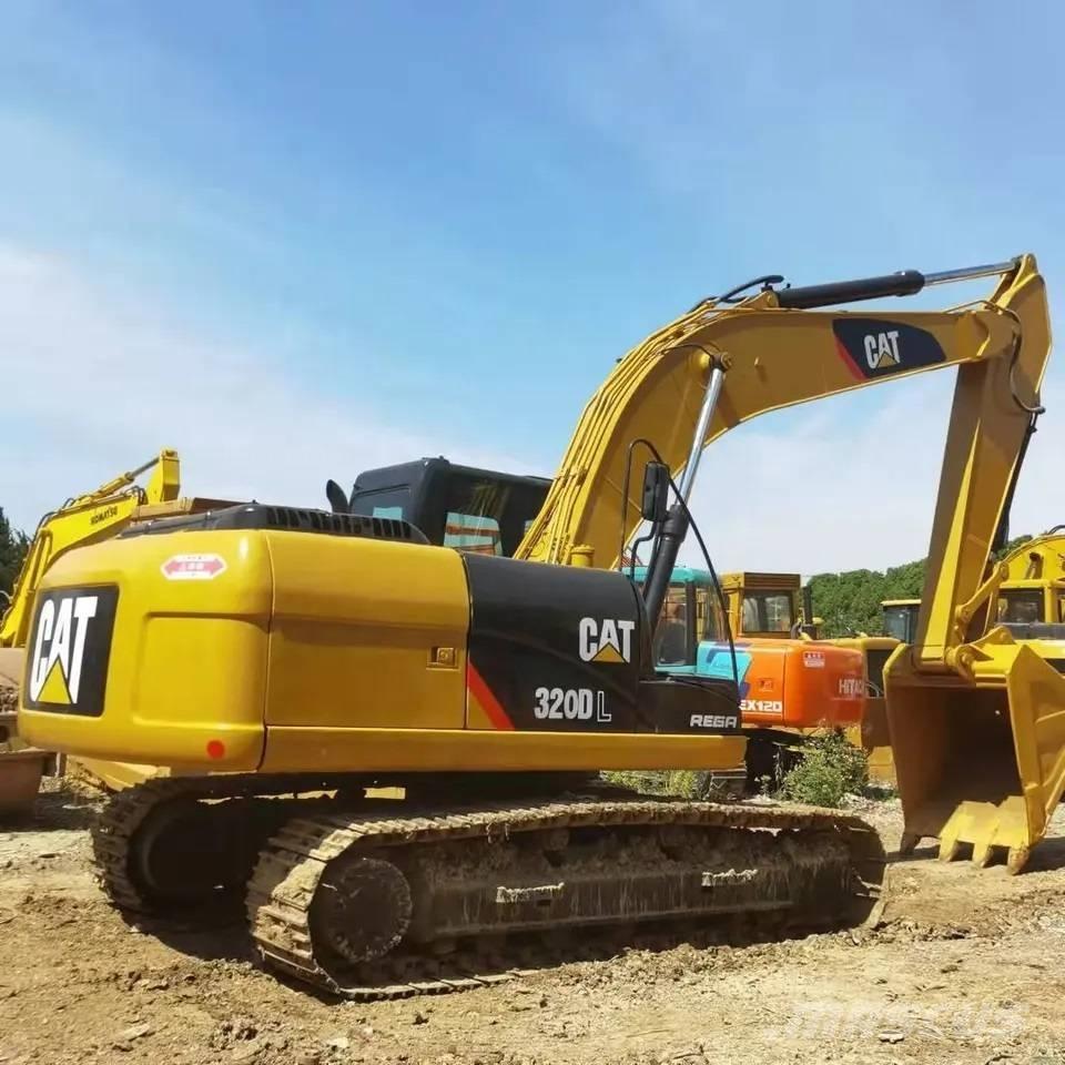 CAT 320 D L Midi rýpadla 7t - 12t