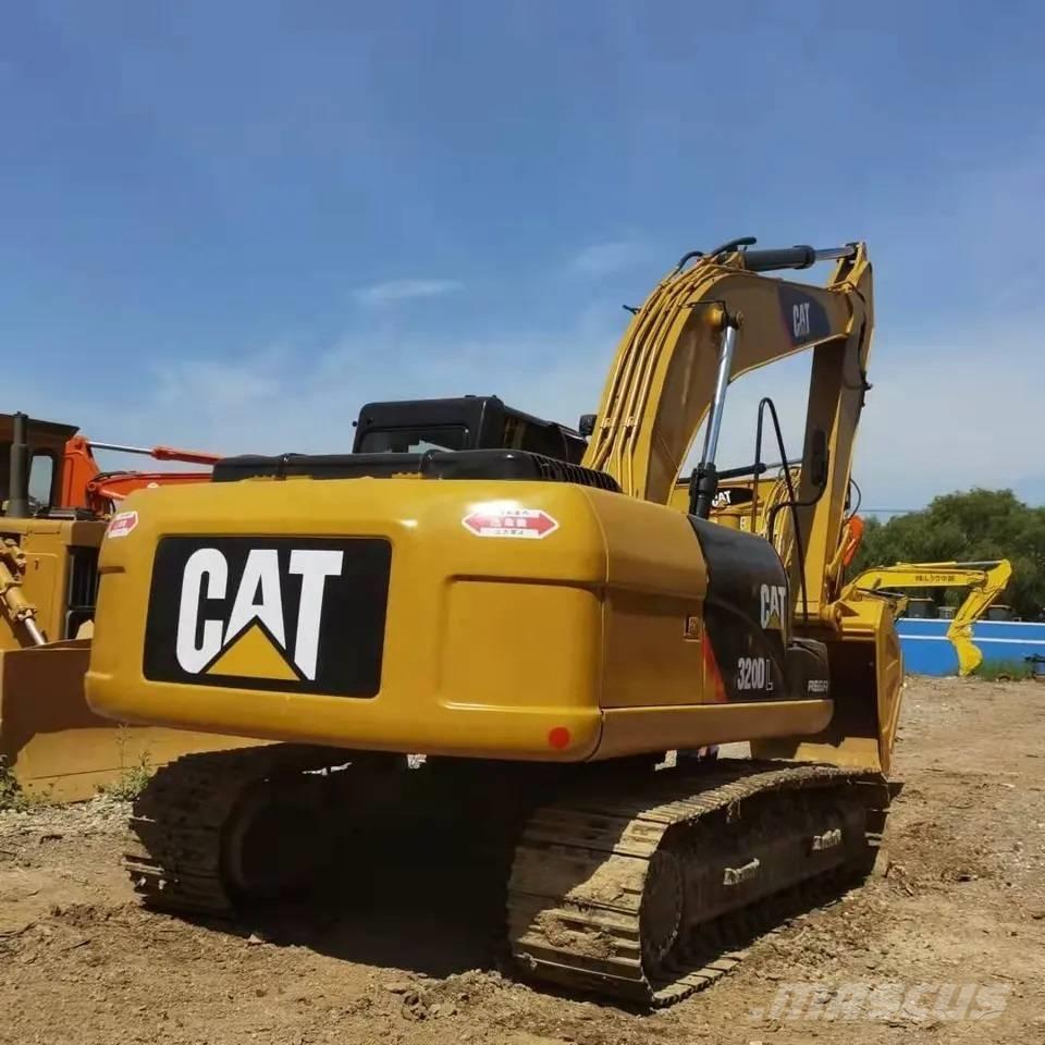 CAT 320 D L Midi rýpadla 7t - 12t