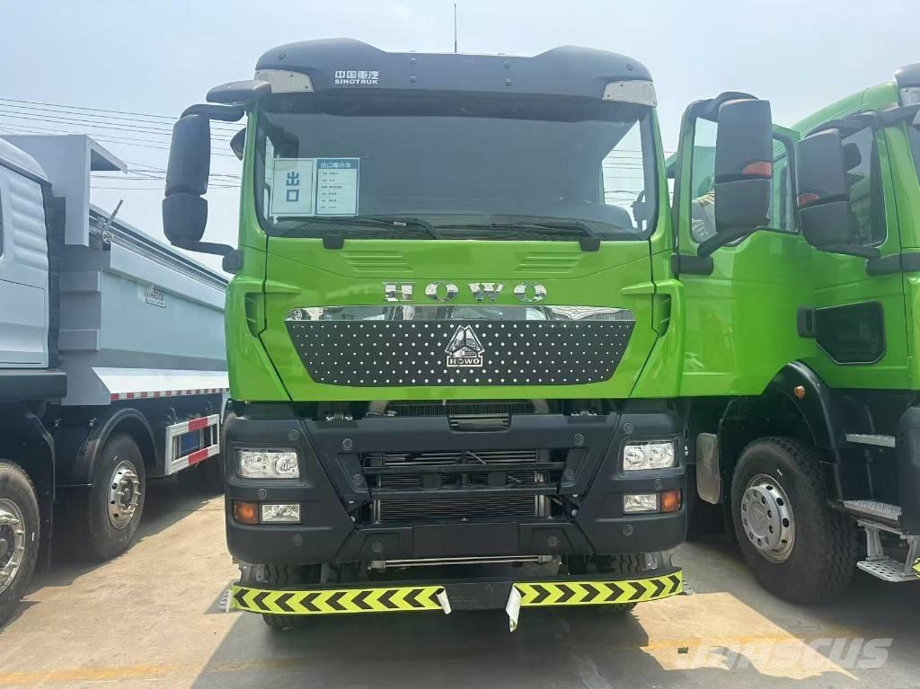 Howo TX 8X4 Sklápěče