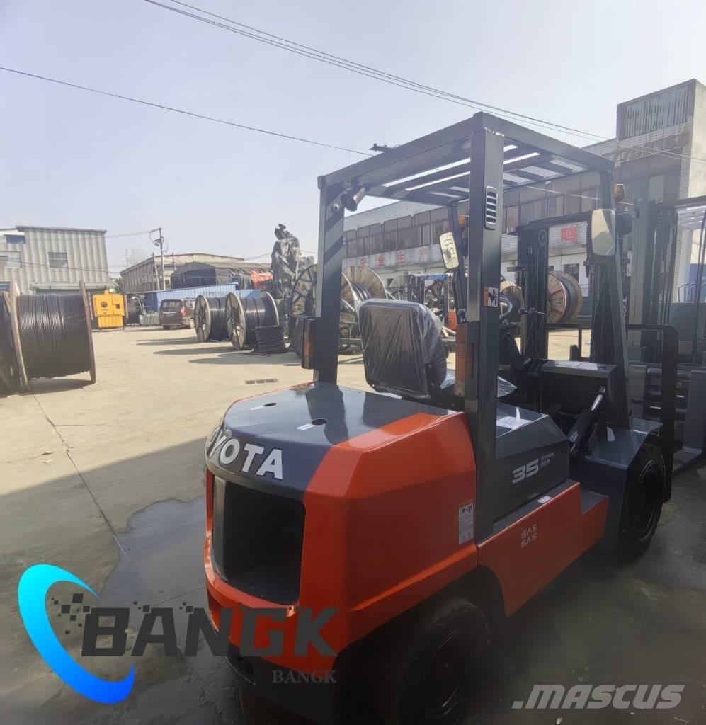 Toyota 35 Dieselové vozíky