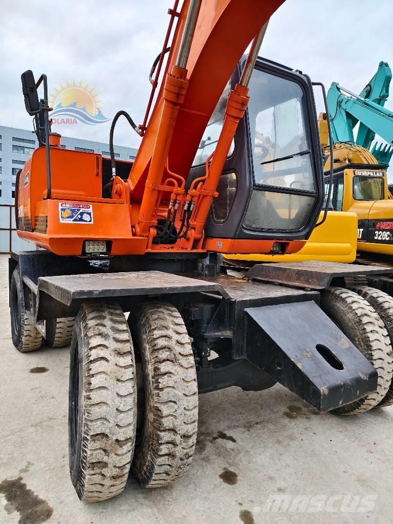 Hitachi EX 100 W D Kolová rýpadla