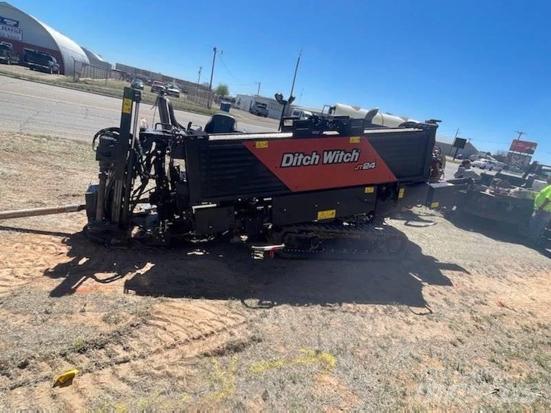 Ditch Witch JT24 Horizontální vrtací zařízení