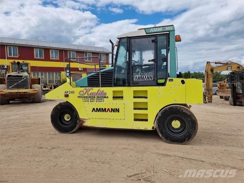 Ammann AP 240 Pneumatikové válce