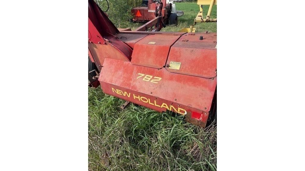 New Holland 782 Sklízecí řezačka