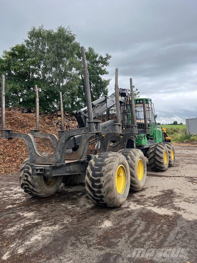 John Deere 1510 E Vyvážecí traktory