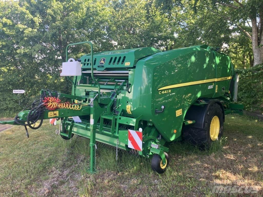 John Deere C441R Další