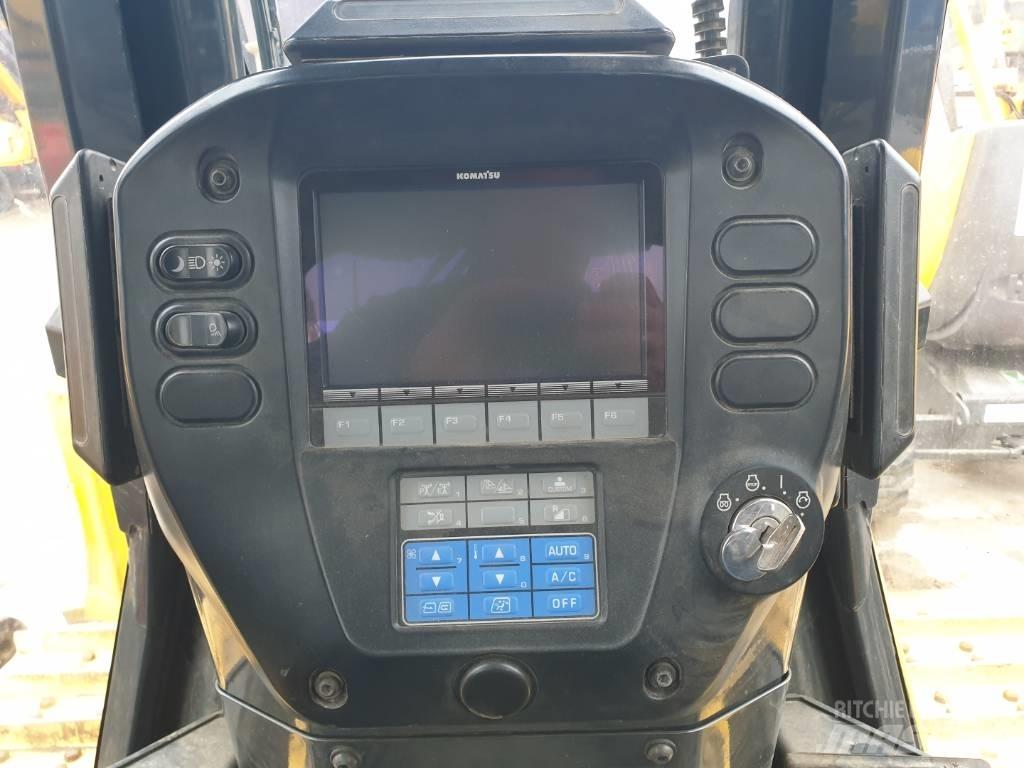 Komatsu D 65 WX-17 Pásové dozery