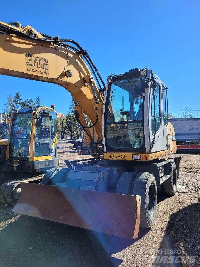 Liebherr 316 Kolová rýpadla