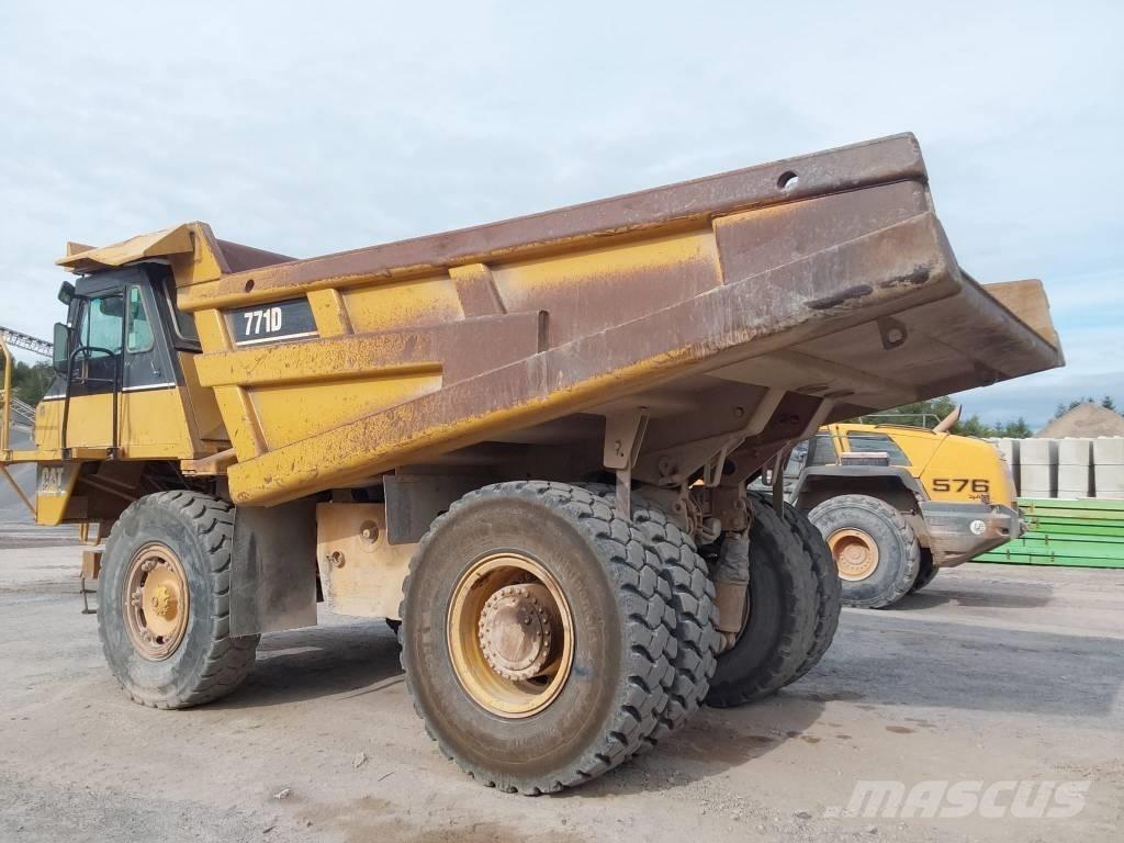 CAT 771 D Pevné dempry