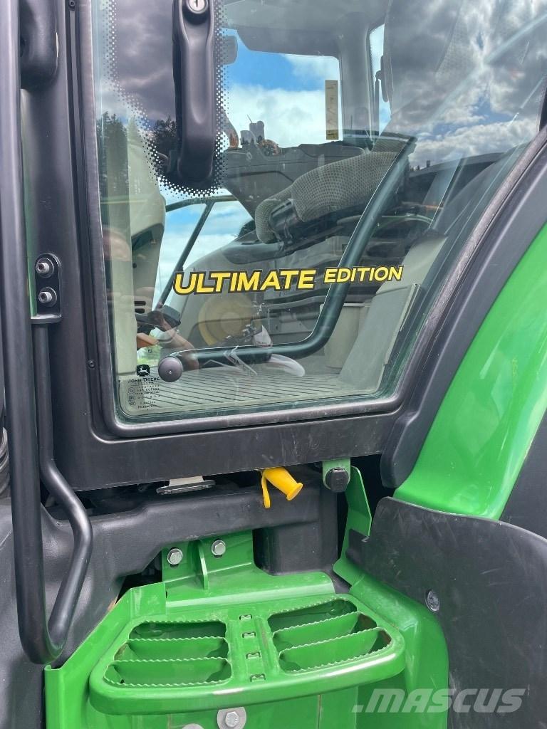 John Deere 6250 R Traktory