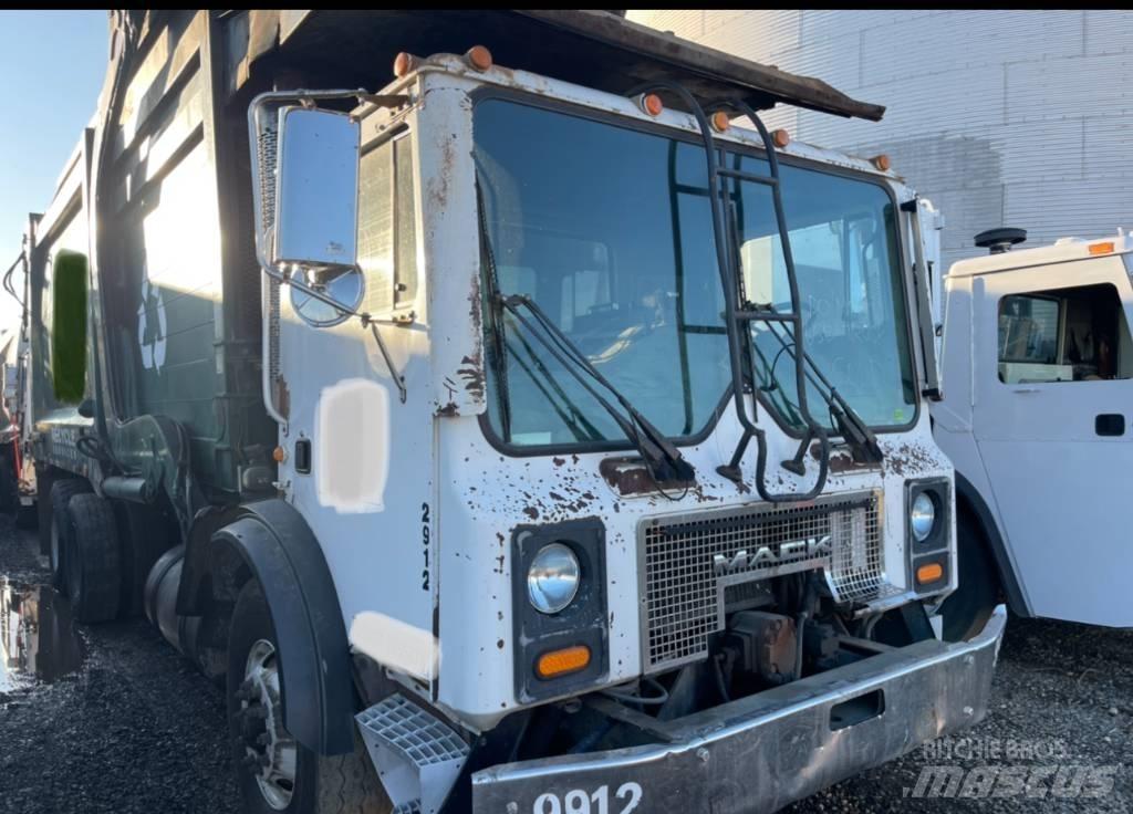 Mack MR600 Popelářské vozy