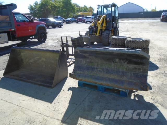 Wacker Neuson WL 30 Kolové nakladače