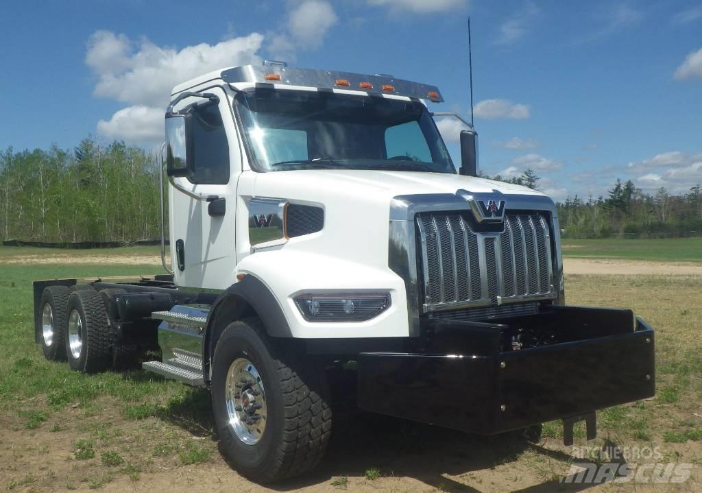 Western Star 47 X Nákladní vozidlo bez nástavby