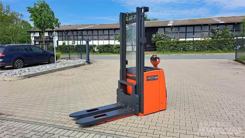 Linde L20 Ručně vedené vysokozdvižné vozíky
