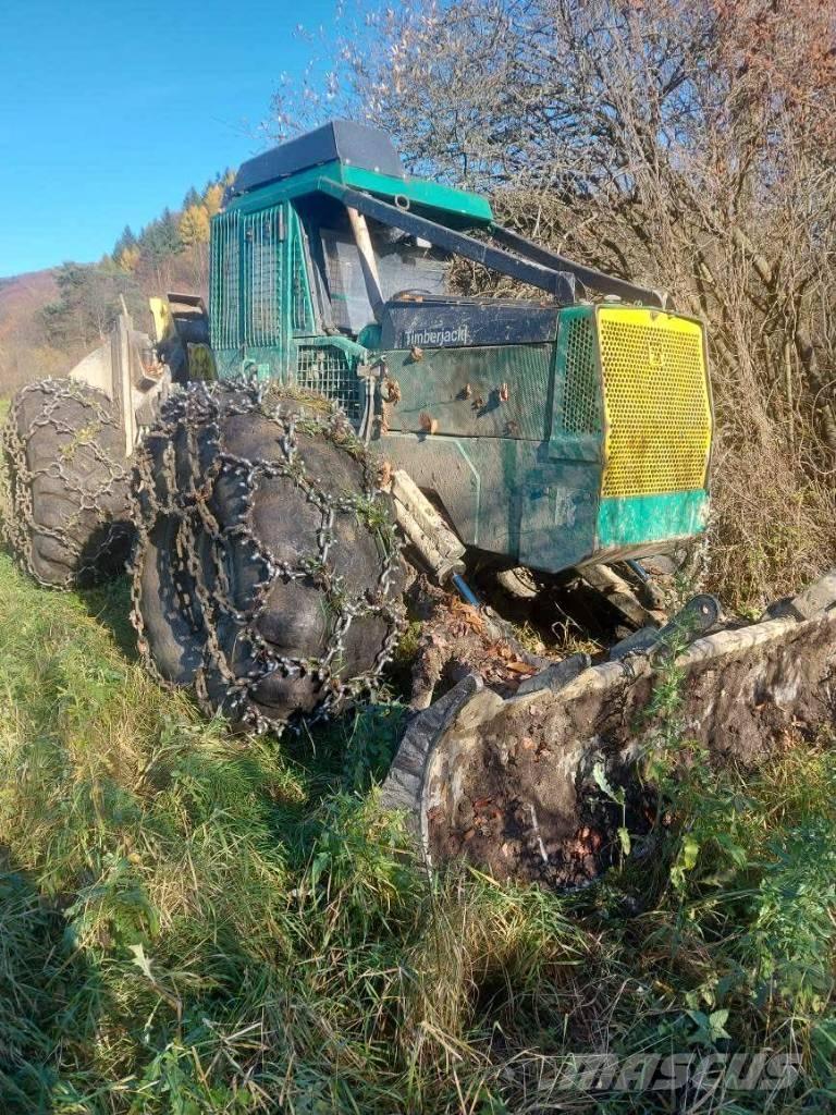 Timberjack 240C Skiddery