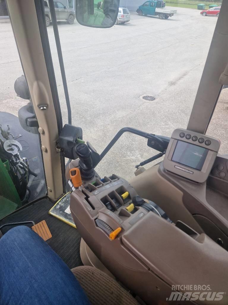 John Deere 7530 Traktory