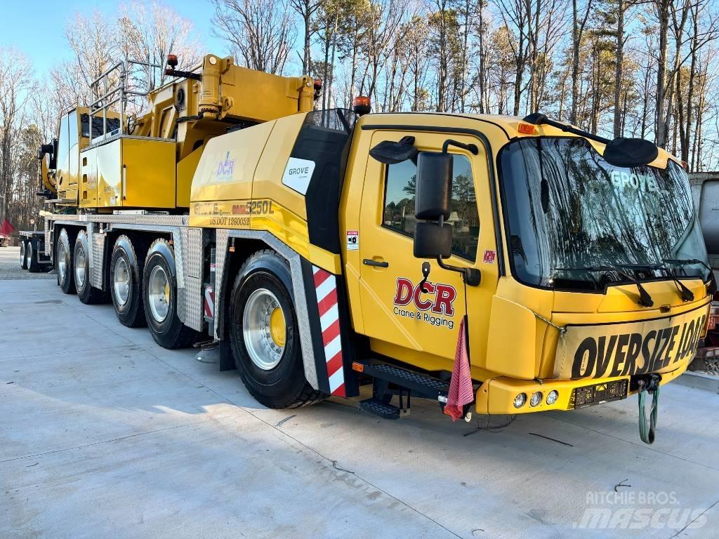 Grove GMK 5250 L Univerzální terénní jeřáby