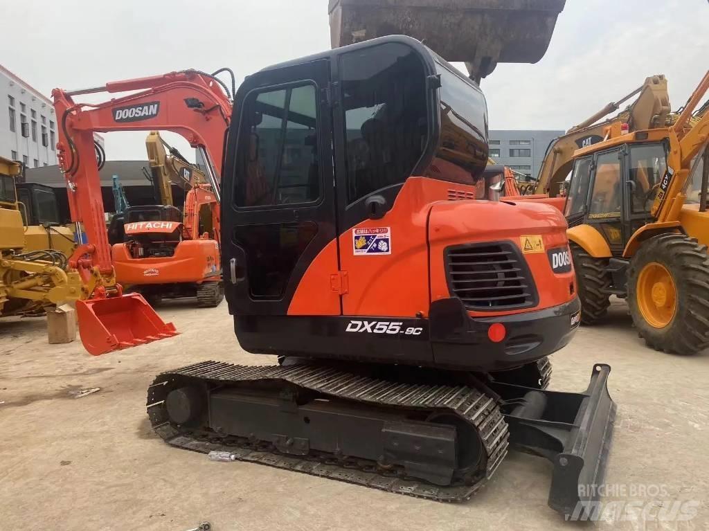Doosan DX55-9C Pásová rýpadla