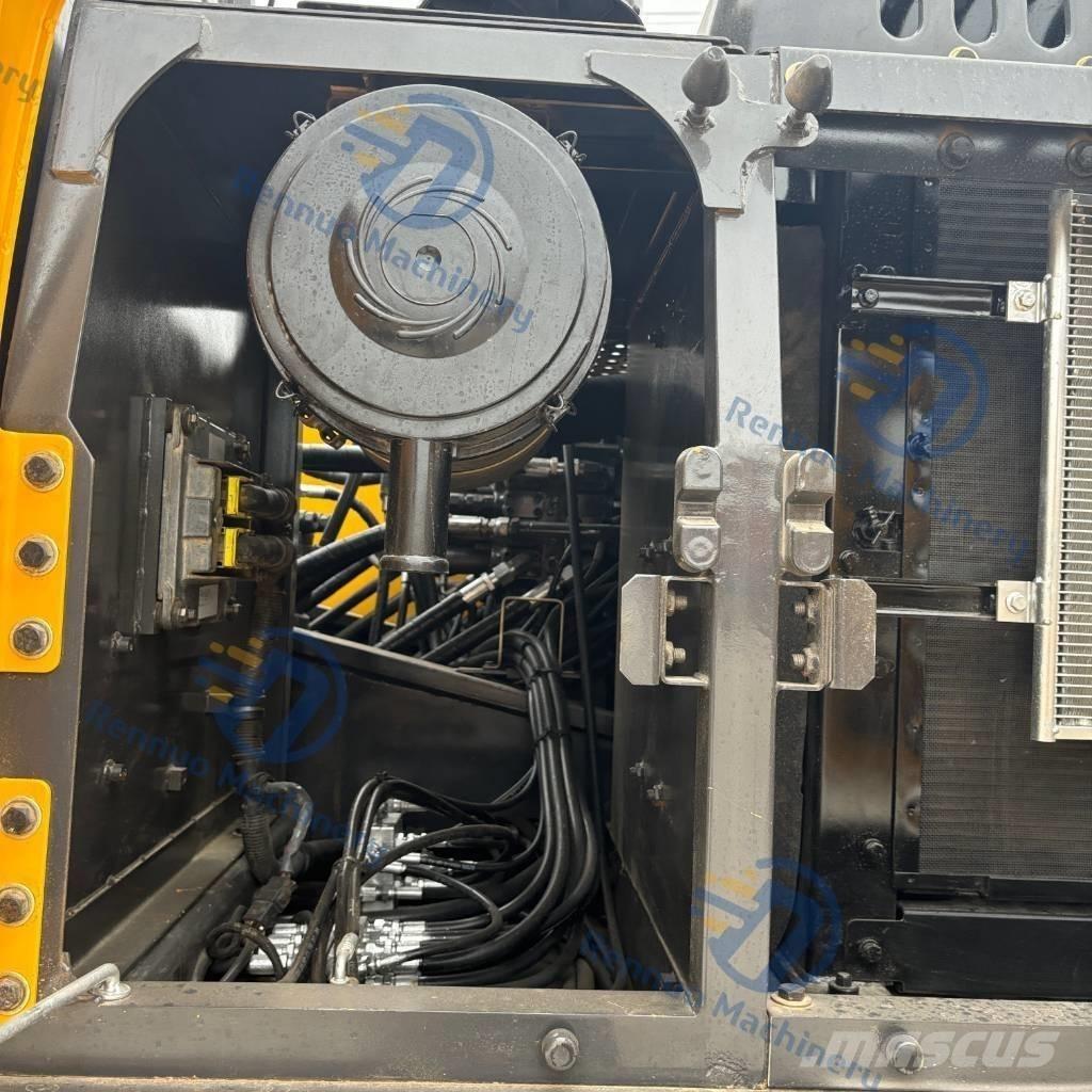 Volvo EC210 Pásová rýpadla