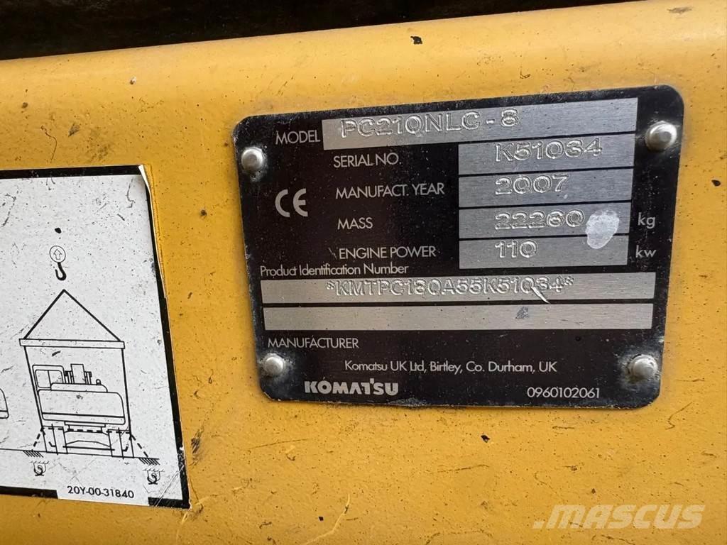 Komatsu PC210LC-8 Pásová rýpadla
