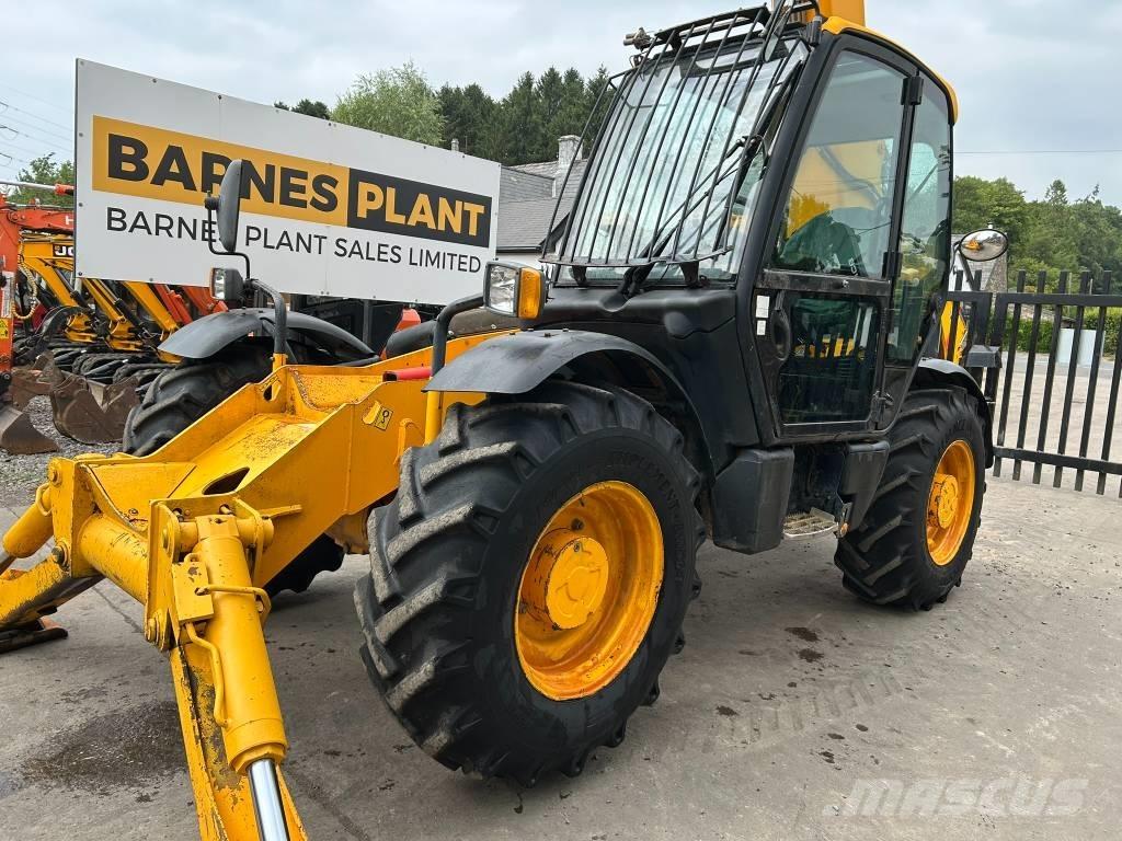 JCB 532-120 Teleskopické manipulátory