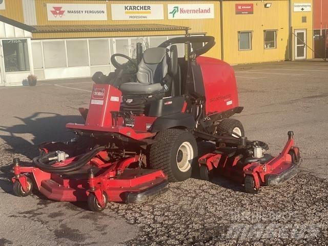 Toro 4000 Samojízdné sekačky