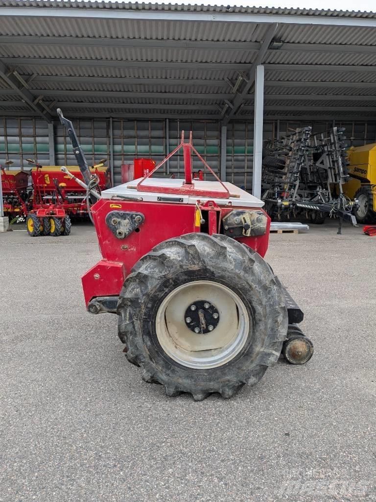 Juko H 3000 Kombinované secí stroje