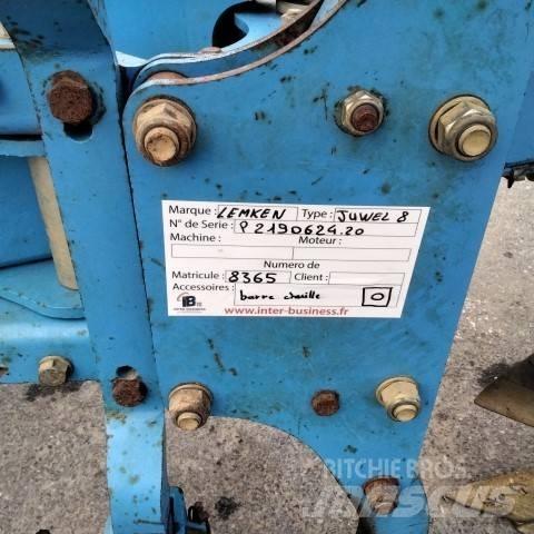 Lemken Juwel 8 Oboustranné pluhy