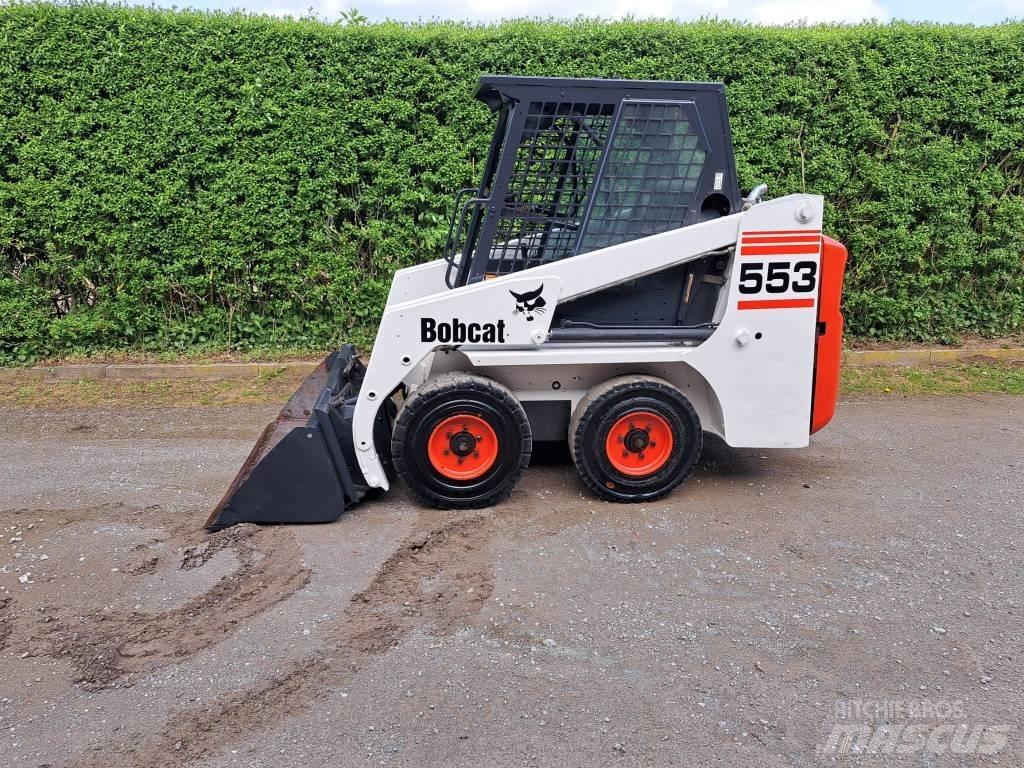 Bobcat 553 Smykem řízené nakladače