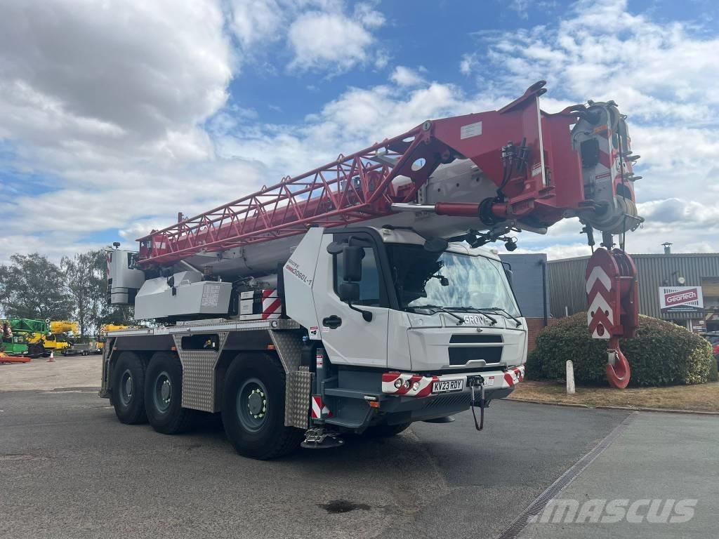Grove GMK 3060 L Univerzální terénní jeřáby