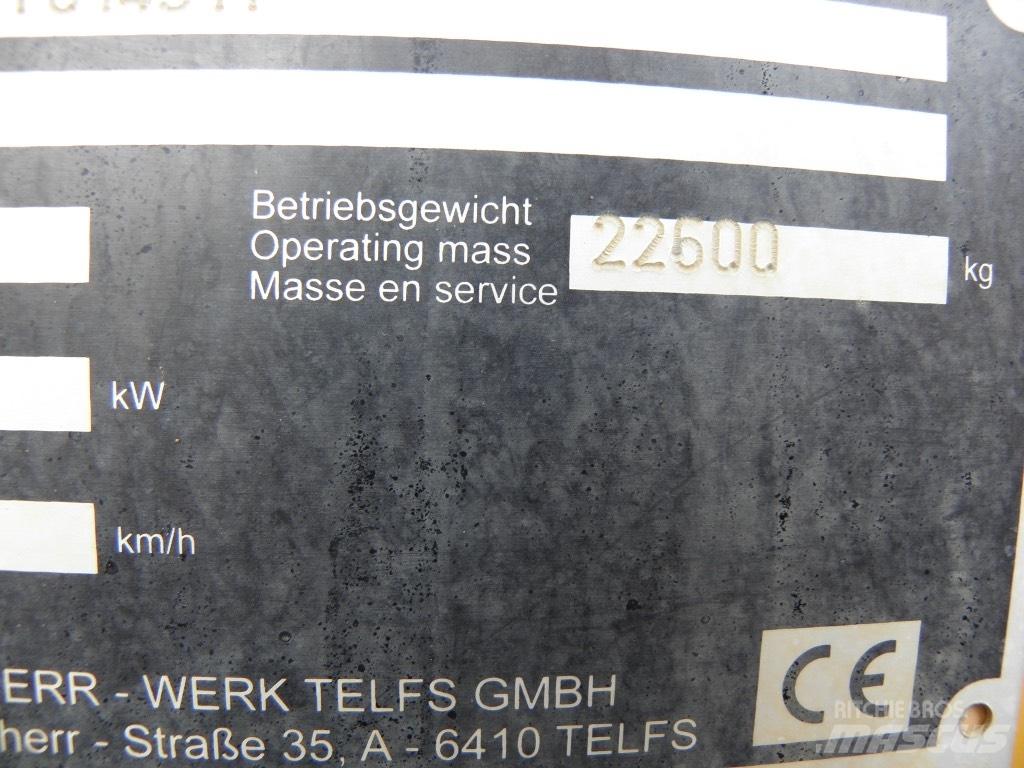 Liebherr PR 736 L GP Pásové dozery