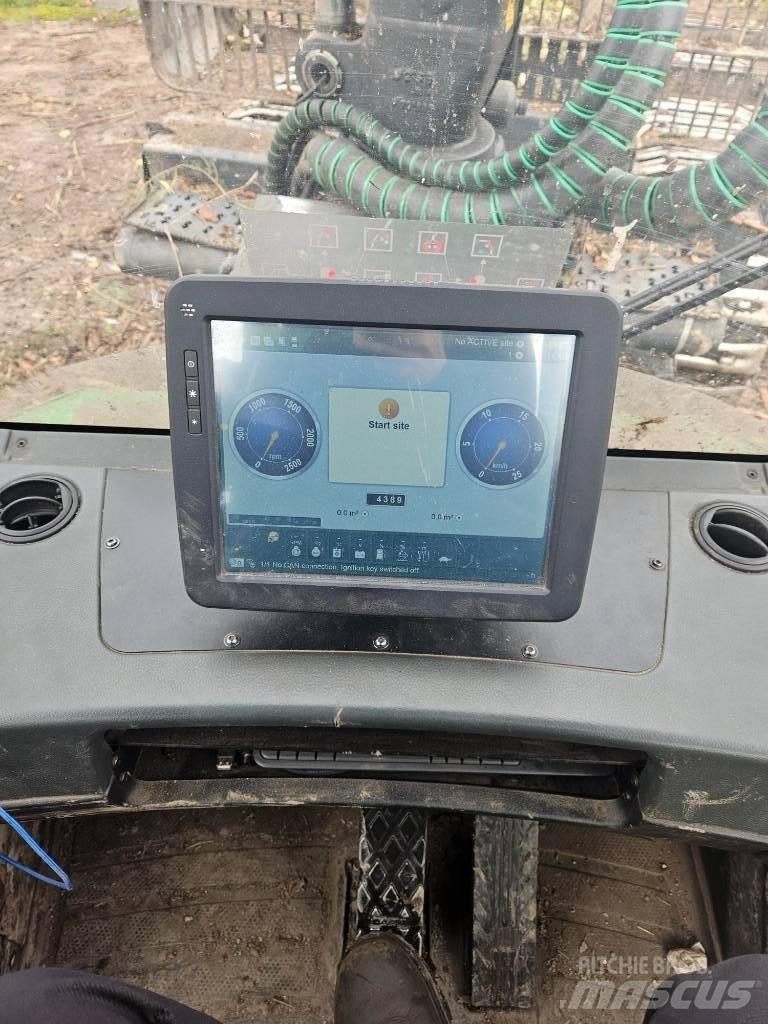 John Deere 1010 G Vyvážecí traktory